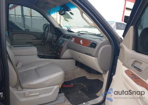 2007 Chevrolet Tahoe Lt z USA, uszkodzony, nr VIN 1GNFC13J77R112951